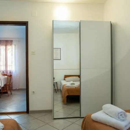 Ferienwohnung Fur 4 Personen Ca 40 Qm In Banjole, Istrien Istrische Riviera - B54366 班约勒
